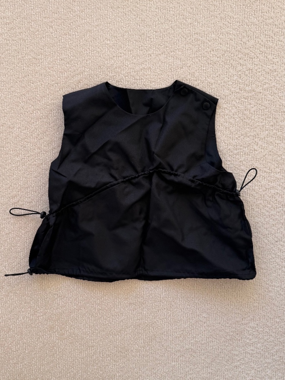 Frankie Black Top (with elastic adjustable bands)